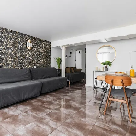 Apartment Republique Refait A Neuf 4 Personnes